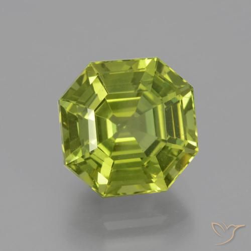 5.95ct طبيعي أخضر زيتوني الأباتيت, قص الزمرد, قليلا جدا