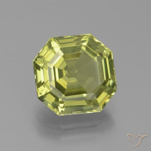 3.95ct طبيعي Medium Light Green الأباتيت, قص الزمرد, VVS-VS