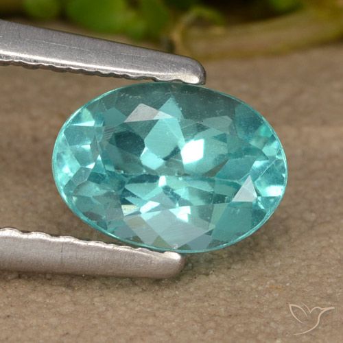 0.87ct طبيعي أخضر أزرق لامع الأباتيت, بيضوي, قليلا جدا