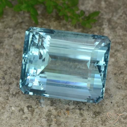 40.56ct طبيعي أزرق مائى غامق زبرجد أو أكوامارين, قص الزمرد, VVS