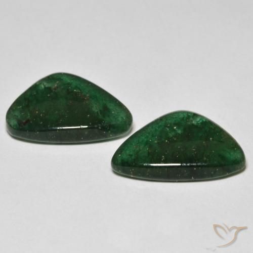 أحجار افينتورين اخضر زاهى طبيعية، شكل خيالي، نصف شفاف، وزنها 10.03 قيراط