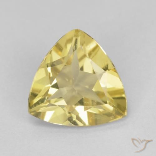 1.36ct طبيعي أصفر فاتح بيريل, مثلثى, قليلا جدا