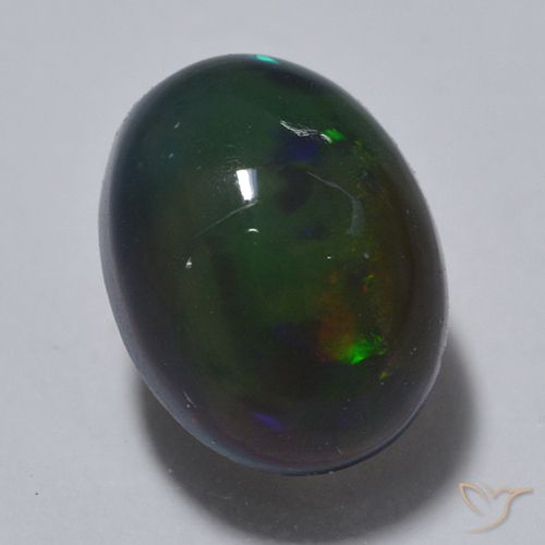 0.79ct طبيعي متعدد الألوان العقيق الأسود, بيضوي, نصف شفاف