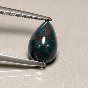 حجر الدم أخضر منقط طبيعي، شكل الكمثرى، 1.90 قيراط، غير شفاف