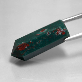 حجر الدم أخضر منقط طبيعي، شكل خيالي، 22.90 قيراط، غير شفاف