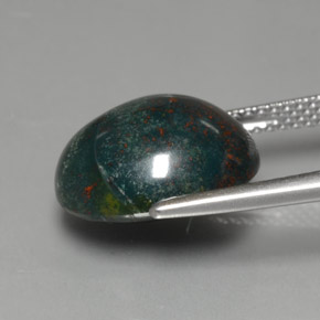 حجر الدم أخضر منقط طبيعي، قصة بيضاوى، 7.44 قيراط، غير شفاف