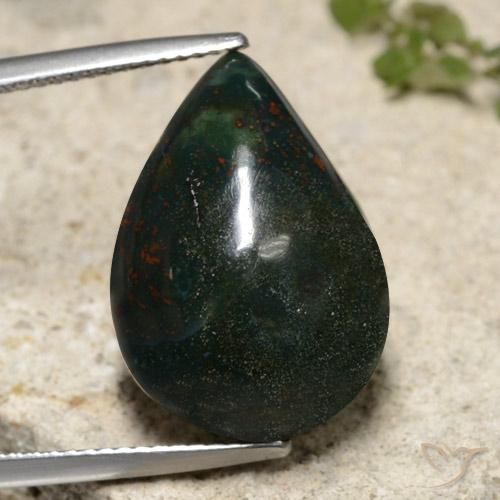 15.14ct طبيعي الأخضر الغامق حجر الدم, شكل الكمثرى, غير شفاف