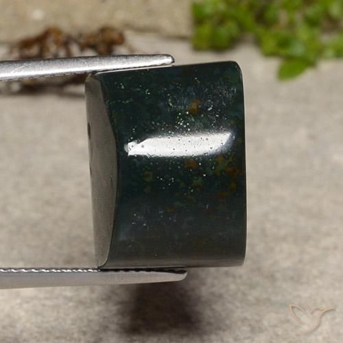 22.60ct طبيعي الأخضر الغامق حجر الدم, باجيت, غير شفاف