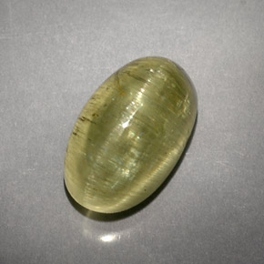 Cat's Eye Apatite طبيعي بلون أصفر أخضر، وزن ‎5.71‎ قيراط، شكل شفاف، مقاس ‎12x7.3‎ مم