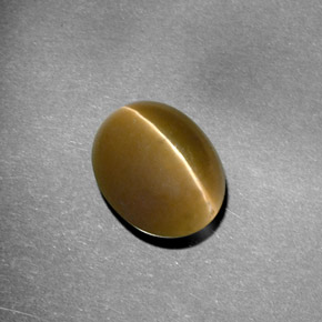 Cat's Eye Apatite طبيعي بلون أصفر أخضر، وزن ‎5.72‎ قيراط، شكل شفاف، مقاس ‎11.2x9.1‎ مم