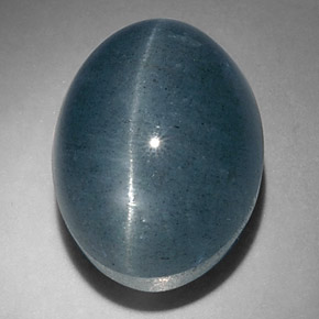Cat's Eye Aquamarine طبيعي بلون أزرق-أخضر، وزن ‎17.47‎ قيراط، شكل بيضاوى، مقاس ‎15.9x12.3‎ مم