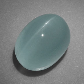 Cat's Eye Aquamarine طبيعي بلون أزرق-أخضر، وزن ‎5.96‎ قيراط، شكل شفاف، مقاس ‎11x8.6‎ مم