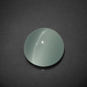 Cat's Eye Aquamarine طبيعي بلون أزرق-أخضر، وزن ‎8.01‎ قيراط، شكل دائري، مقاس ‎12.17‎ مم