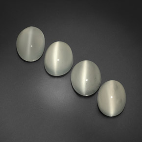 Cat's Eye Moonstone طبيعي بلون أبيض، وزن ‎‎ قيراط، شكل شفاف، مقاس ‎9.2x7.2‎ مم