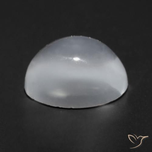 Cat's Eye Moonstone طبيعي بلون أبيض شفاف، وزن ‎0.97‎ قيراط، شكل بيضاوى، مقاس ‎7x5‎ مم