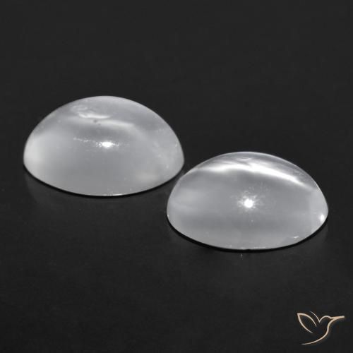 Cat's Eye Moonstone طبيعي بلون أبيض، وزن ‎1.41‎ قيراط، شكل بيضاوى، مقاس ‎6.9x5.2‎ مم
