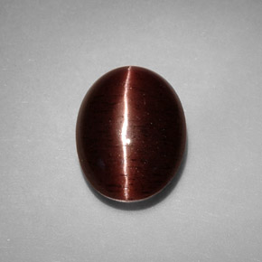 Cat's Eye Scapolite طبيعي بلون بني، وزن ‎3.41‎ قيراط، شكل بيضاوى، مقاس ‎10.5x8.1‎ مم