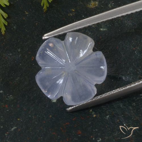 5.64ct طبيعي أزرق أرجوانى فاتح عقيق أبيض أو كالسيدونى, قص وردة, نصف شفاف