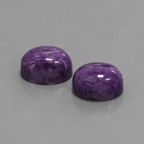 شارويت طبيعي بلون بنفسجي، وزن ‎‎ قيراط، شكل بيضاوى، مقاس ‎9.3x6.9‎ مم
