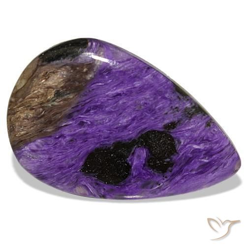 شارويت طبيعي بلون Medium Dark-Violet، وزن ‎34.66‎ قيراط، شكل شكل الكمثرى، مقاس ‎33.9x22‎ مم