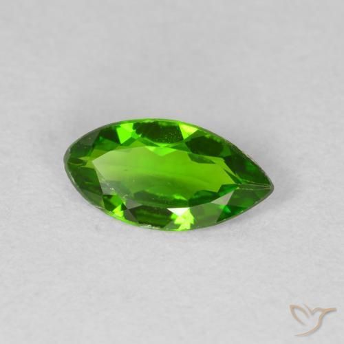 كروم ديوبسيد Medium Dark-Green طبيعي، ماركيز، 0.74 قيراط، قليلا جدا