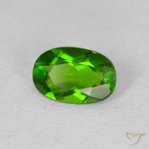كروم ديوبسيد Medium Dark-Green طبيعي، بيضوي، 0.63 قيراط، قليلا جدا