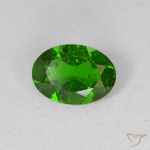 كروم ديوبسيد Medium Dark-Green طبيعي، بيضوي، 0.78 قيراط، VS-SI
