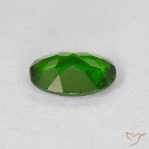ديوبسيد كروم Medium Dark-Green طبيعي، بيضوي، 0.63 قيراط، VVS-VS