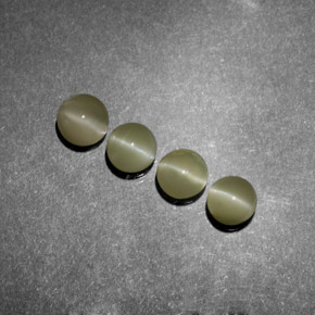 أحجار عين القط كريزوبيريل أخضر ذهبى طبيعية، شفاف، شفاف / نصف شفاف، وزنها  قيراط