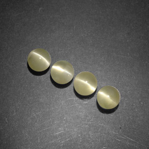 Chrysoberyl Cat's Eye طبيعي بلون ذهبي، وزن ‎‎ قيراط، شكل شفاف، مقاس ‎3.99‎ مم