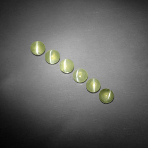 أحجار عين القط كريزوبيريل أخضر مصفر طبيعية، شفاف، شفاف / نصف شفاف، وزنها  قيراط