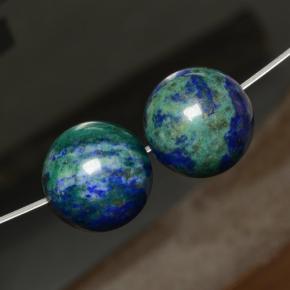 أحجار كريزوكولا متعدد الألوان طبيعية، جسم كروى / الكرة، غير شفاف، وزنها  قيراط