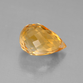 سيترين طبيعي بلون أصفر ذهبي، وزن ‎4.10‎ قيراط، شكل بريوليت، مقاس ‎12.1x7.7‎ مم