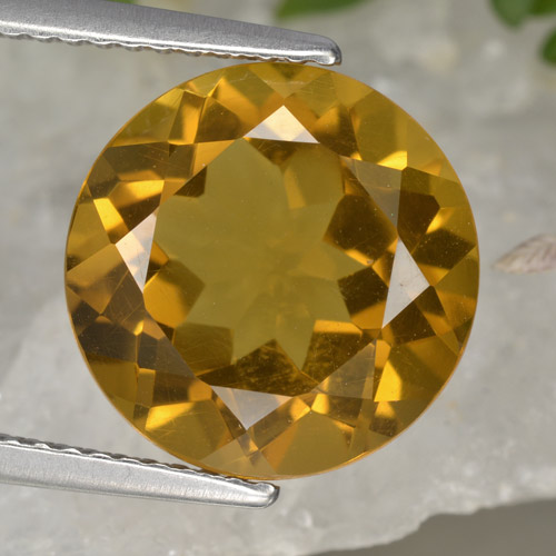 سيترين طبيعي بلون Brownish Golden ، وزن ‎5.87‎ قيراط، شكل دائري، مقاس ‎11.93‎ مم