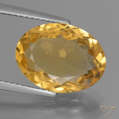 4.44ct طبيعي ذهبى-برتقالى سيترين, بيضوي, قليلا جدا