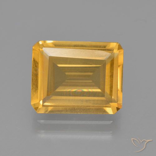 3.59ct طبيعي برتقالى ذهبى غامق سيترين, قص الزمرد, قليلا جدا