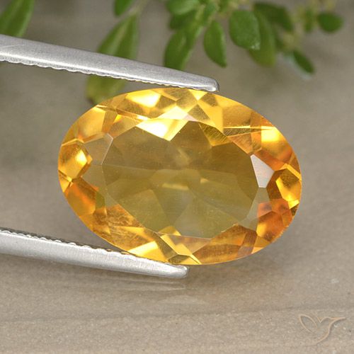 4.68ct طبيعي ذهبى-برتقالى داكن سيترين, بيضوي, VVS-VS