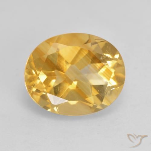 3.73ct طبيعي برتقالى ذهبى غامق سيترين, بيضوي, قليلا جدا