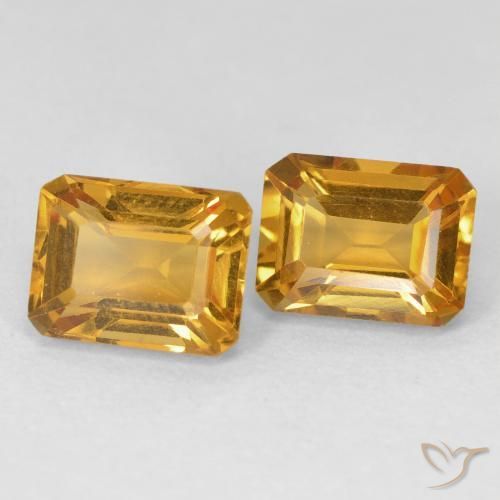 أحجار سيترين Medium Light-Golden طبيعية، ثمانى / قصة زمرد، VVS-VS، وزنها 3.19 قيراط