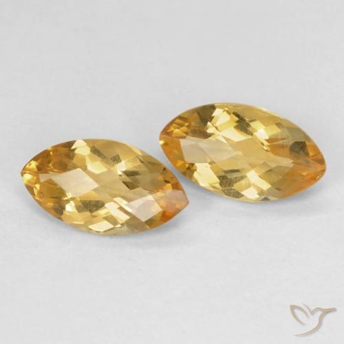 أحجار سيترين Medium Light-Golden طبيعية، ماركيز، قليلا جدا، وزنها 1.65 قيراط