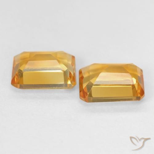 أحجار سيترين Medium Light Orange-Gold طبيعية، ثمانى / قصة زمرد، VVS، وزنها 2.82 قيراط