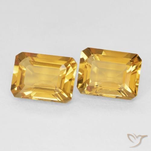 أحجار سيترين Medium Dark-Golden طبيعية، ثمانى / قصة زمرد، VVS-VS، وزنها 3.20 قيراط