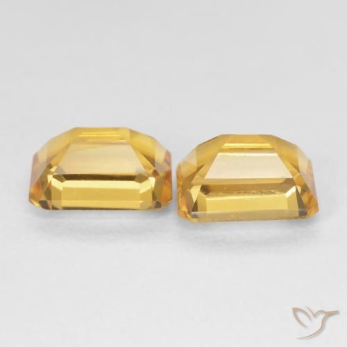 أحجار سيترين Medium Dark-Golden طبيعية، ثمانى / قصة زمرد، VVS-VS، وزنها 3.20 قيراط