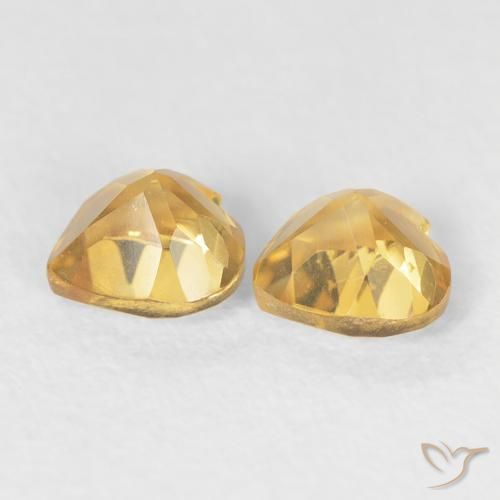 أحجار سيترين Medium Dark-Golden طبيعية، قلب، قليلا جدا، وزنها 0.90 قيراط