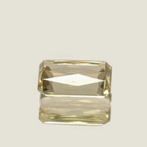 دياسبور متغير اللون طبيعي بلون أخضر / وردي، وزن ‎0.95‎ قيراط، شكل قص الزمرد، مقاس ‎7x4.7‎ مم