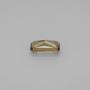 عقيق متغير اللون بنى مخضر إلى أحمر وردى طبيعي، قص الزمرد، 0.75 قيراط، VVS-VS