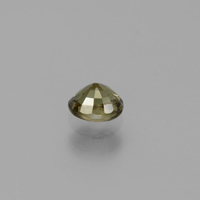 عقيق متغير اللون أخضر إلى أحمر وردي طبيعي، قصة بيضاوى، 0.62 قيراط، قليلا جدا