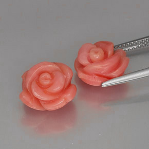 أحجار مرجان سالمون طبيعية، شكل خيالي، غير شفاف، وزنها  قيراط