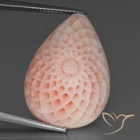 مرجان وردى الخدود طبيعي، شكل خيالي، 28.43 قيراط، غير شفاف