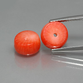 مرجان طبيعي بلون سلموني، وزن ‎‎ قيراط، شكل شكل خيالي، مقاس ‎8.4x4.5‎ مم